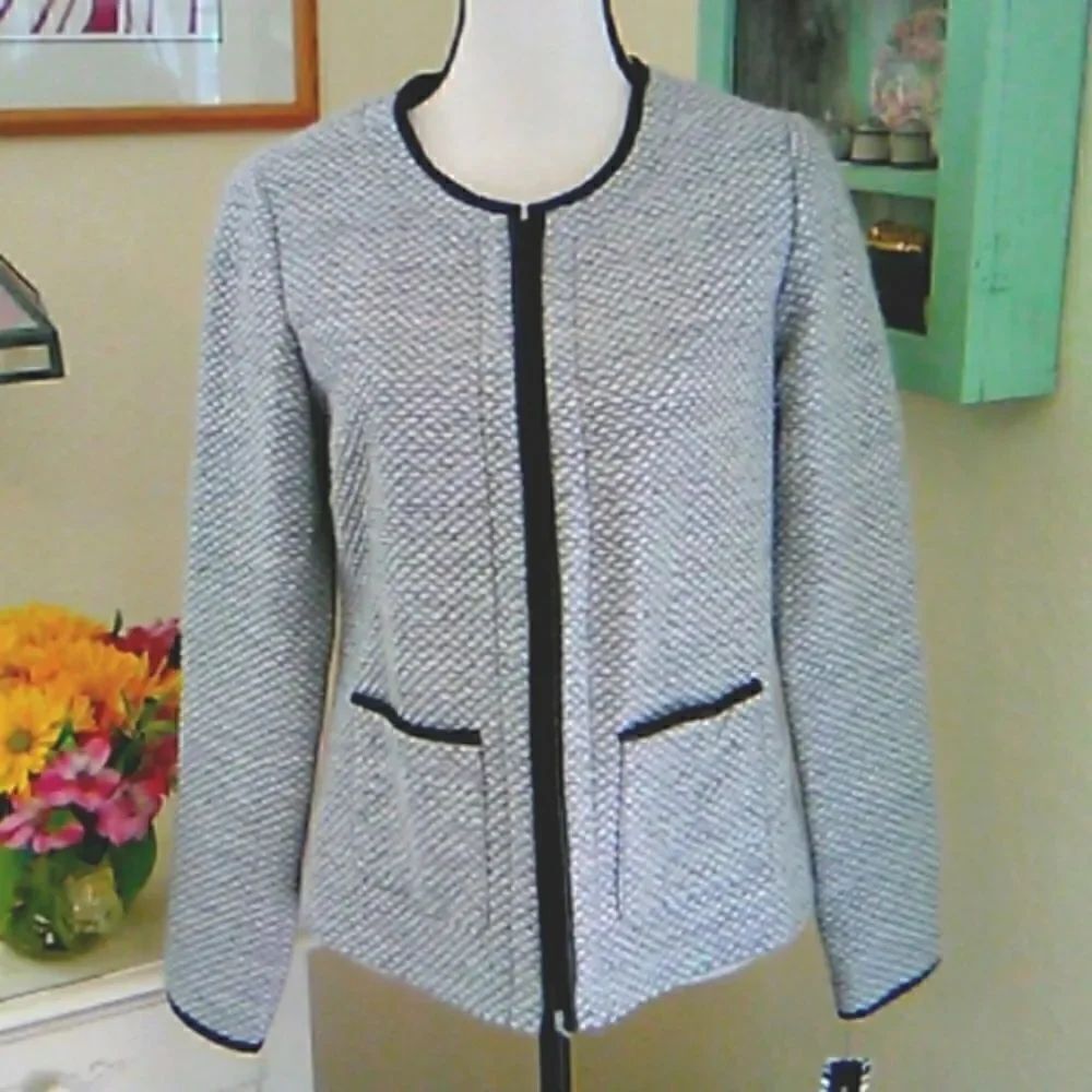 NWT Dana Buchman Textured Jacket